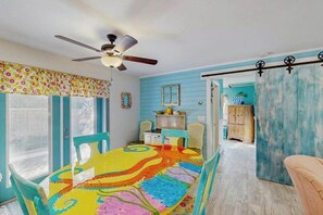 Dining - Ground floor, dog-friendly home with access to beautiful Gulf beaches and trails (Sanibel)