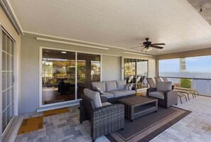 Terrace/patio - Waterfront home, with private pool and lanai, Gulf access with fishing dock (Punta Gorda)