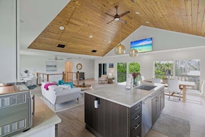 Interior - Stunning waterfront home, contemporary, family friendly, close to Gulf with pool (Marco Island)