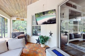 TV, offices - Naples home with resort-style pool & lanai, fast WiFi, & gorgeous interior (Naples)