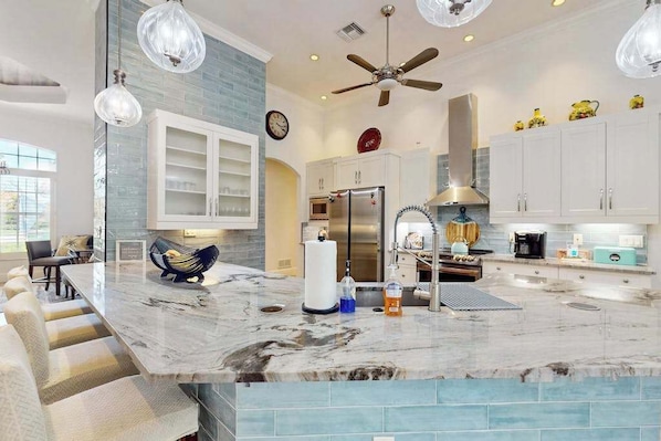 Fridge, microwave, oven, stovetop - Naples home with resort-style pool & lanai, fast WiFi, & gorgeous interior (Naples)