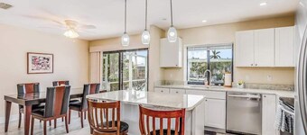 Dog-friendly home with pool, washer/dryer, central AC, dock - snowbird-friendly