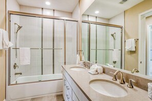 Shower, hair dryer, towels - Canal-front home with fast WiFi, pool, & lanai - near beach (Marco Island)