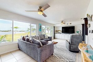 TV, offices - Waterfront Paradise: Heated Saltwater Pool, Private Dock, Snowbird-Friendly (Port Charlotte)