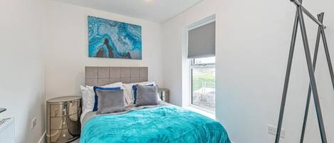 Deluxe Apartment | Free WiFi