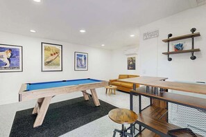Spielezimmer