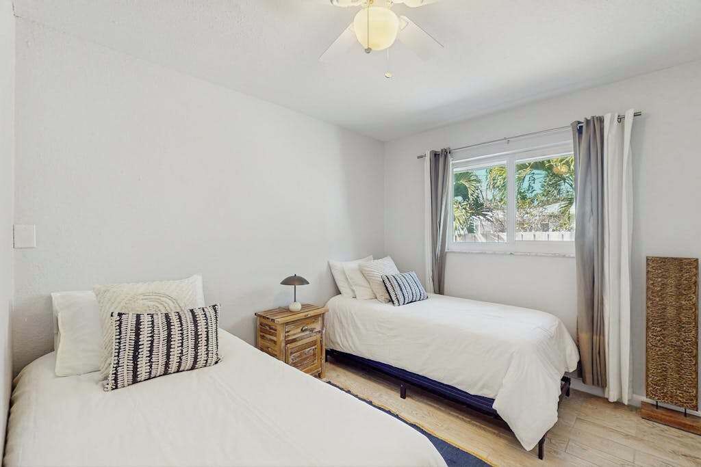 2 bedrooms, WiFi, bed sheets