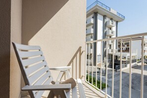 Property grounds - GuestHost - Alba Cozy Flat near the Sea W/Parking (Alba Adriatica)