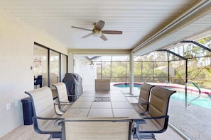 Pool - Cozy home with private pool, lanai, central AC & washer/dryer (Port Charlotte)