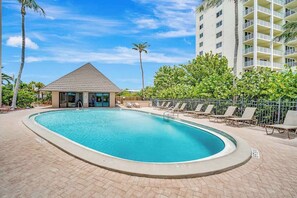 Pool - Unwind with Ocean Views: Your Perfect Marco Island Escape! (Marco Island)