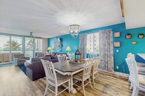 Dining - Beachfront condo with huge lanai, sunset gulf views, pool, hot tub, tennis & gym (Marco Island)