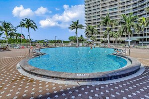 Pool - Gulf-view condo with beach, pool, tennis courts, & 10+ pickleball courts (Marco Island)