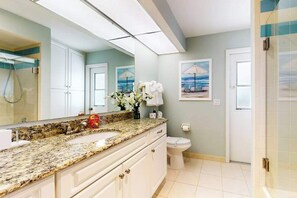 Shower, hair dryer, towels - Snowbird Friendly Waterfront Escape with Private Pool, Dock & Serene Canal Views (Port Charlotte)