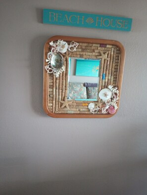 Interior detail - beyond paradise a lovely 2 bedroom 2 bath condo (Nags Head)