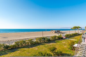 House - Talea Sun Sea Haven 1BR Apartment (Shënkoll)