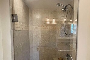 Shower, hair dryer, towels - Coastal home with Private pool, Waterfront, washer and dryer, Wifi (Cape Coral)