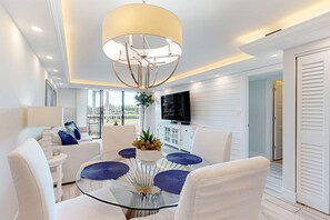 Interior - Recently remodeled condo with water views, community pool, and private W/D (Marco Island)