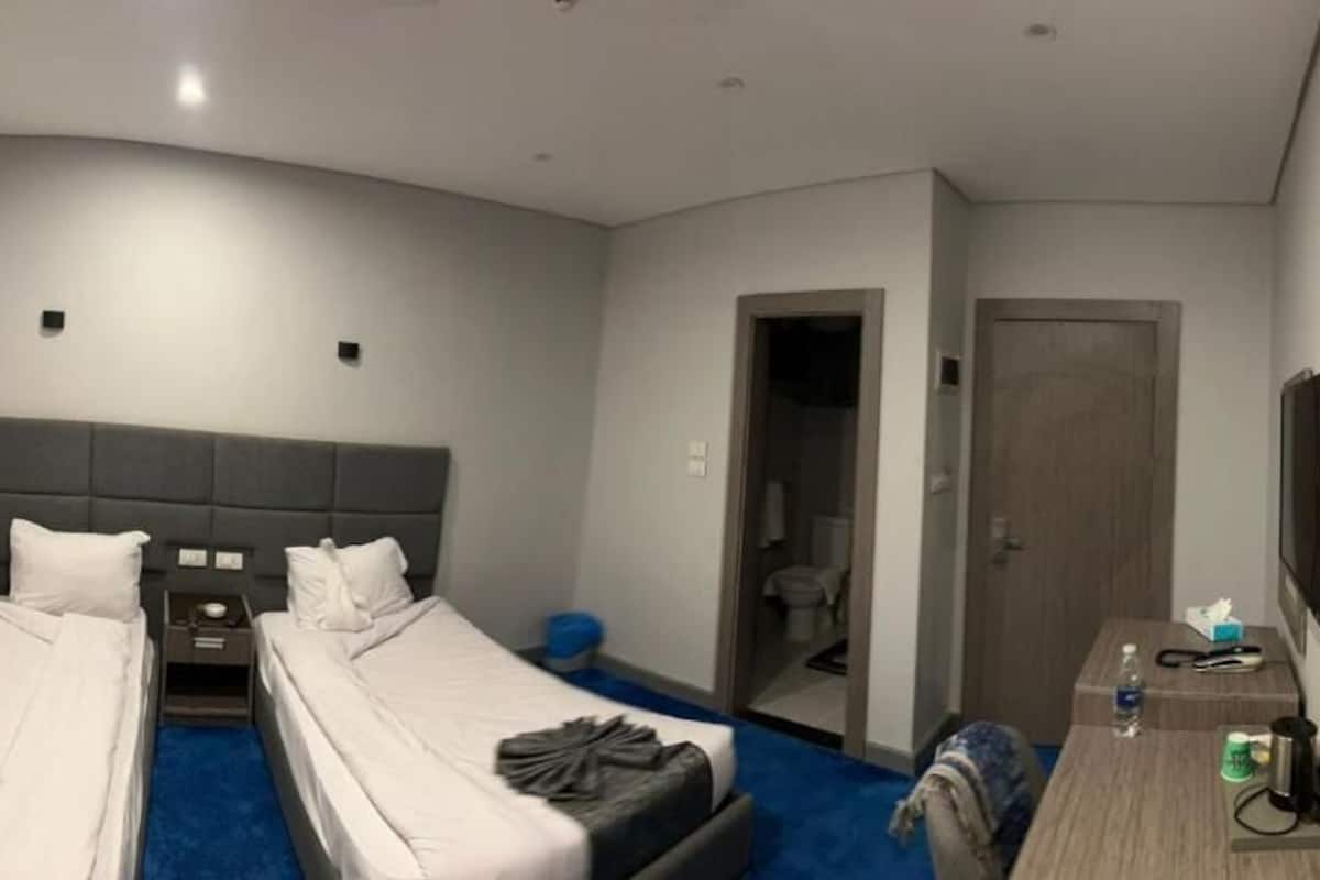 Deluxe Single Room, Balcony | Desk, free WiFi, wheelchair access