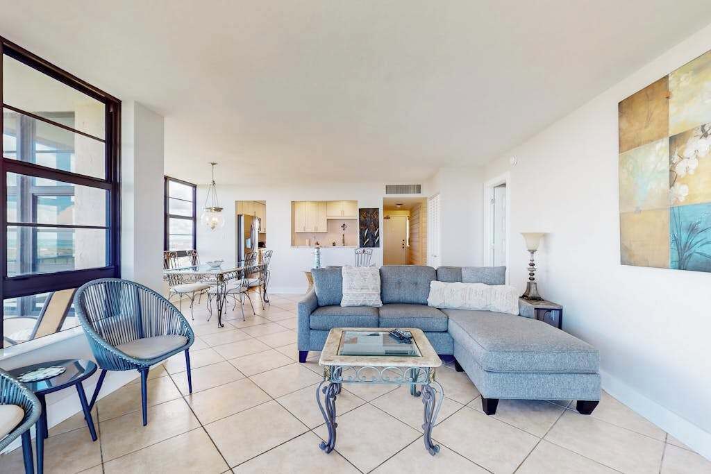 Brilliant Water View Condo W/ Shared Pool, Private Washer &Dryer, & Sunset Views - Marco Island, FL