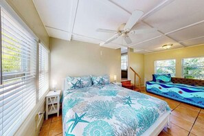 2 bedrooms, iron/ironing board, WiFi, bed sheets