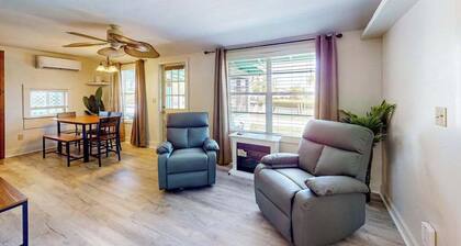 Waterfront retreat with bay views, dog-friendly, & snowbird-ready