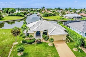 Exterior - Modern, canal-front home with amazing views, private pool, central AC, fast WiFi (Marco Island)