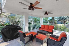 Terrace/patio - Dog-friendly single-level condo with furnished patio, rooftop, & washer/dryer (Naples)