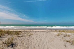 Beach nearby - Tropical Palm Island home steps from the beach with grill, outdoor shower, dock (Placida)