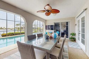 Dining - Sailboat-Access Waterfront Retreat with Sunset Pool Living (Punta Gorda)