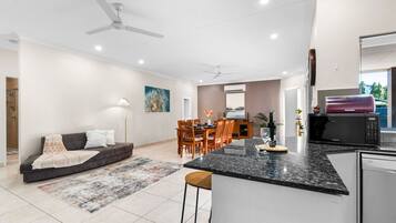 4 bedrooms