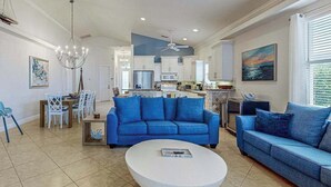Unclassified image, 3 of 48, button - Centrally located home with a private pool and walking distance to beach (Naples)