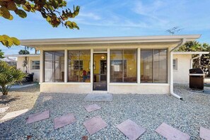 Terrace/patio - Dog-friendly home w/access to Englewood Beach, WIFI, and outdoor patio (Englewood)