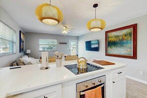 Fridge, microwave, oven, stovetop - Cozy coastal duplex with full kitchen, close to beach & shopping (Naples)
