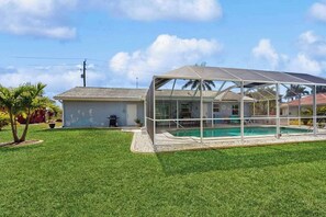 Pool - Coastal home with private, saltwater pool, gas grill, and internet (Punta Gorda)