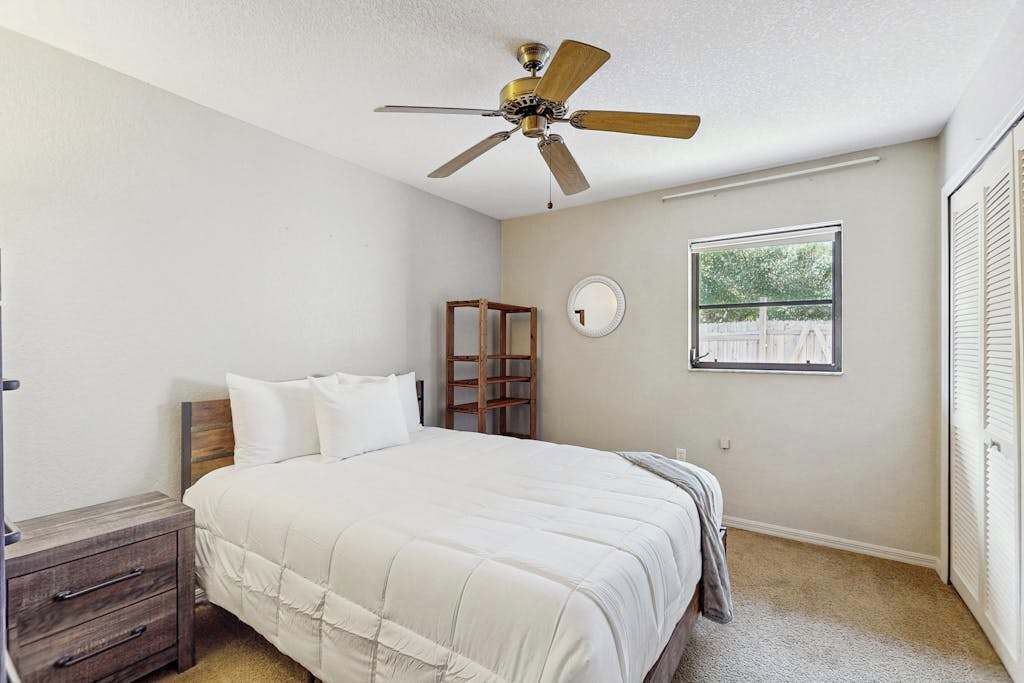 3 bedrooms, iron/ironing board, travel crib, WiFi