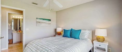 3 habitaciones, tabla de planchar con plancha, wifi y ropa de cama