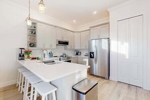 Fridge, microwave, oven, stovetop - Dog-friendly, canal-front getaway with a dock, screened lanai, & washer/dryer (Saint James City)