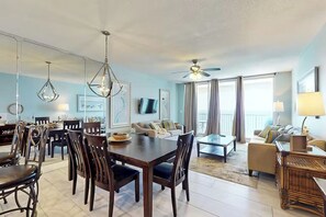 Smart TV - 🌴Gulf Front VIEW | 5 Pools | Majestic Beach 2-1903🌴 (Panama City Beach)