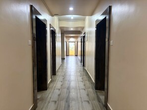 Interior detail - DJ Palace Puri (Puri)