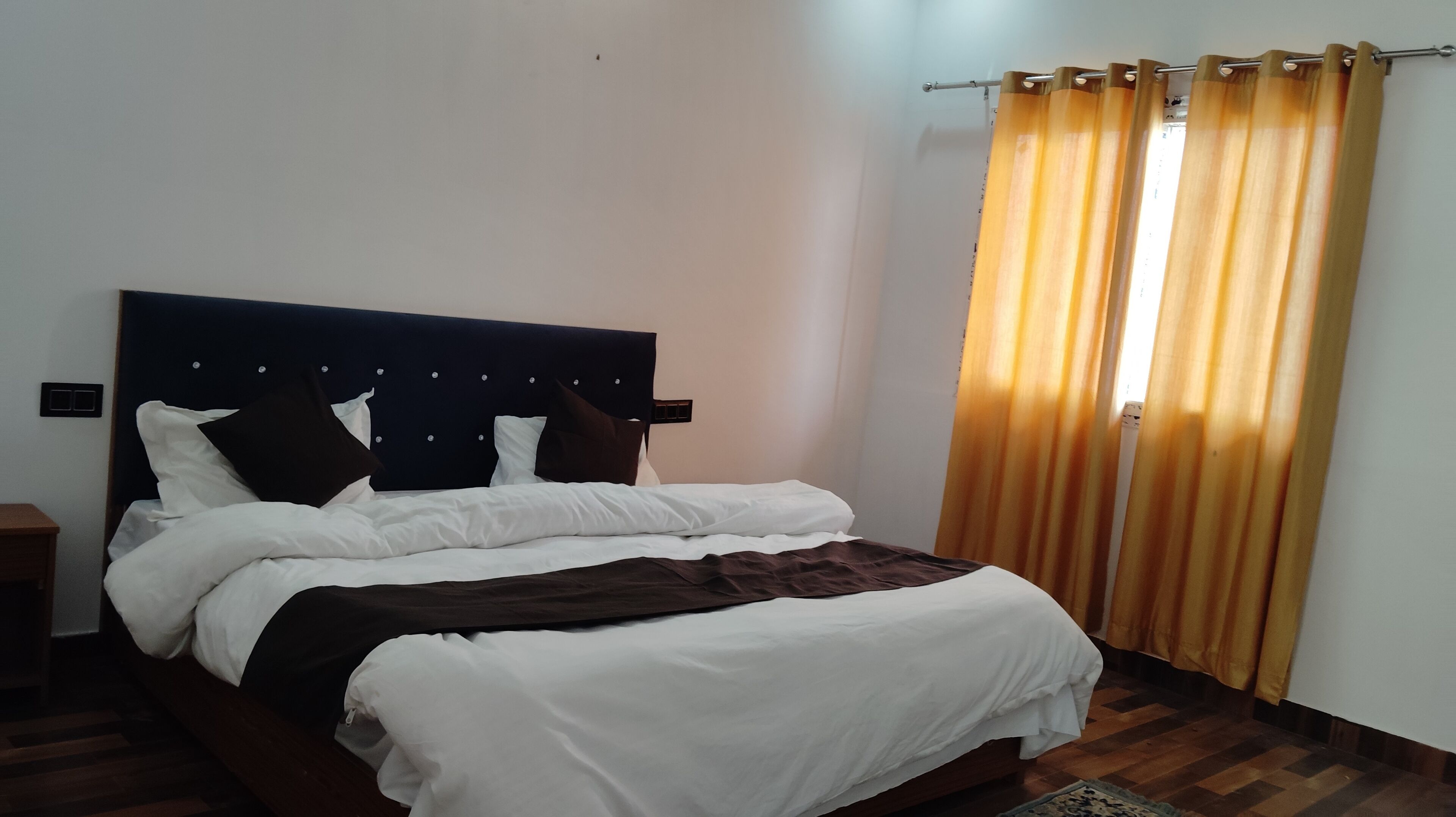Deluxe Double Room, Balcony, Mountain View