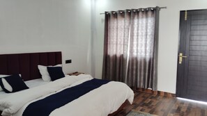 Deluxe Double Room, Balcony, Mountain View - River Valley Resort  (Ukhimath)