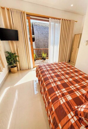 3 bedrooms, WiFi, bed sheets - Chela Villa | 3BR Retreat in Kuta Utara Bali (Dalung)