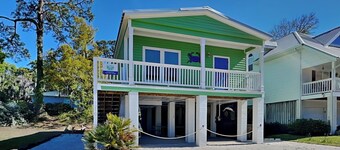 Limetime Tybee | Vibrant, Upgraded, Outdoor Living