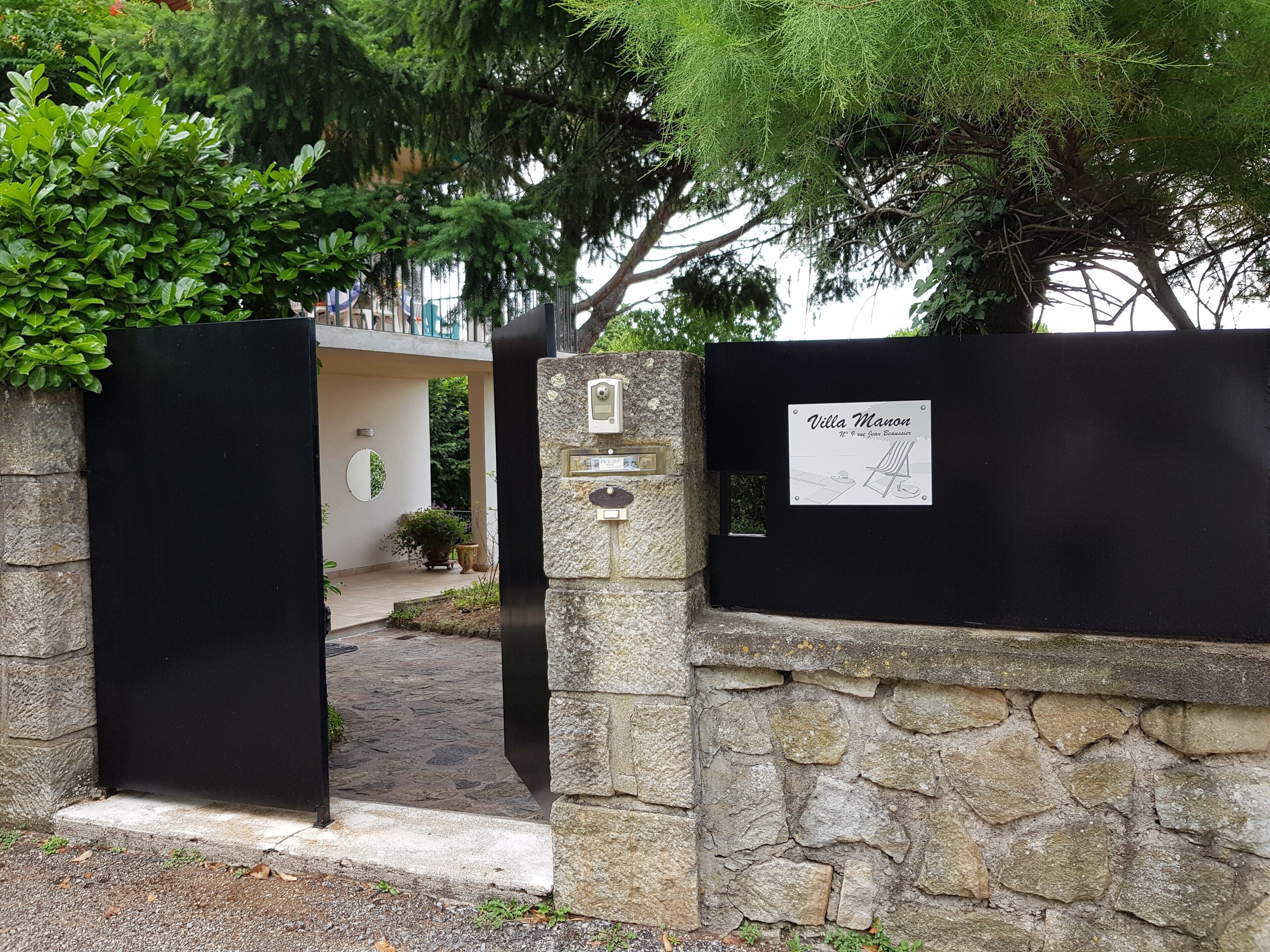 Enceinte de l’hébergement