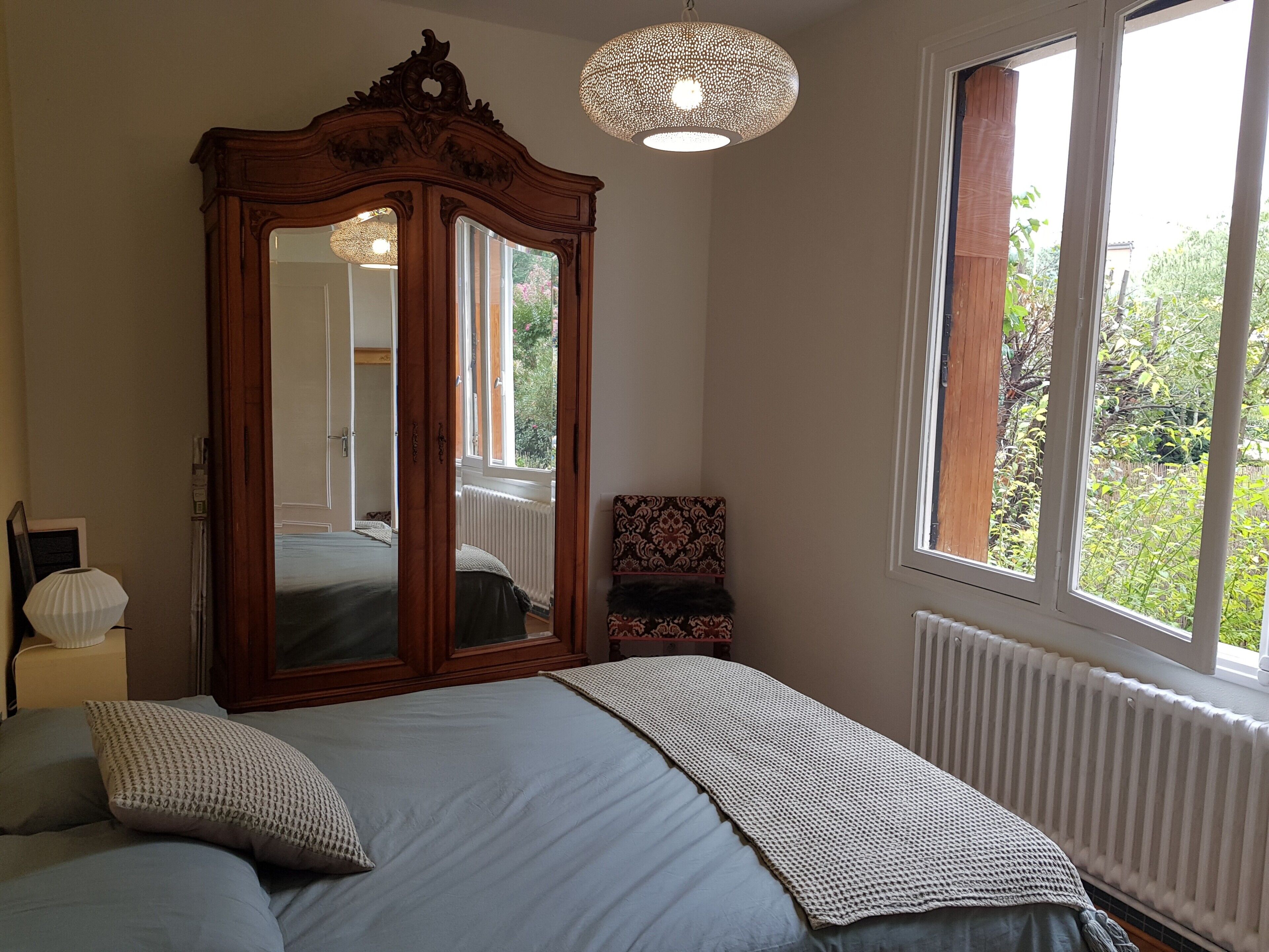 3 chambres, fer et planche à repasser, draps fournis