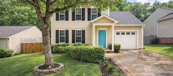 Sleeps 10 | 4BR w/ 6 Beds | Spacious Yard