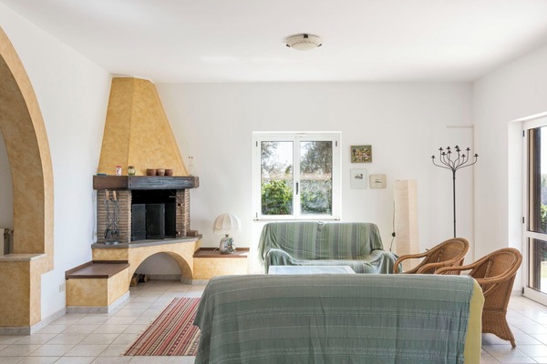 Möbel, Interior Design, Flooring, Wand, Fussboden, Holz, Decke, Zimmer, Stuhl, Wohnzimmer