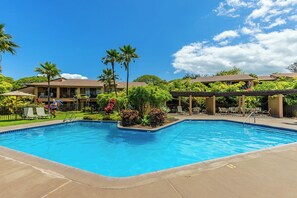 Pool - Beachfront condo w/ ocean views and 4 resort pools (Wailea-Makena)