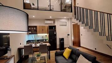 Biệt thự, 2 phòng ngủ, quang cảnh vườn | Khu phòng khách