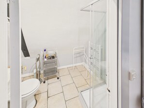 Shower, hair dryer - House with pool 50 m from Lascaux IV for 3 (Montignac)